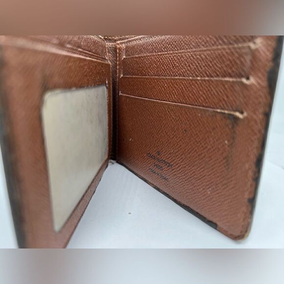 Louis Vuitton Monogram Billfold Wallet - Picture 2 of 9